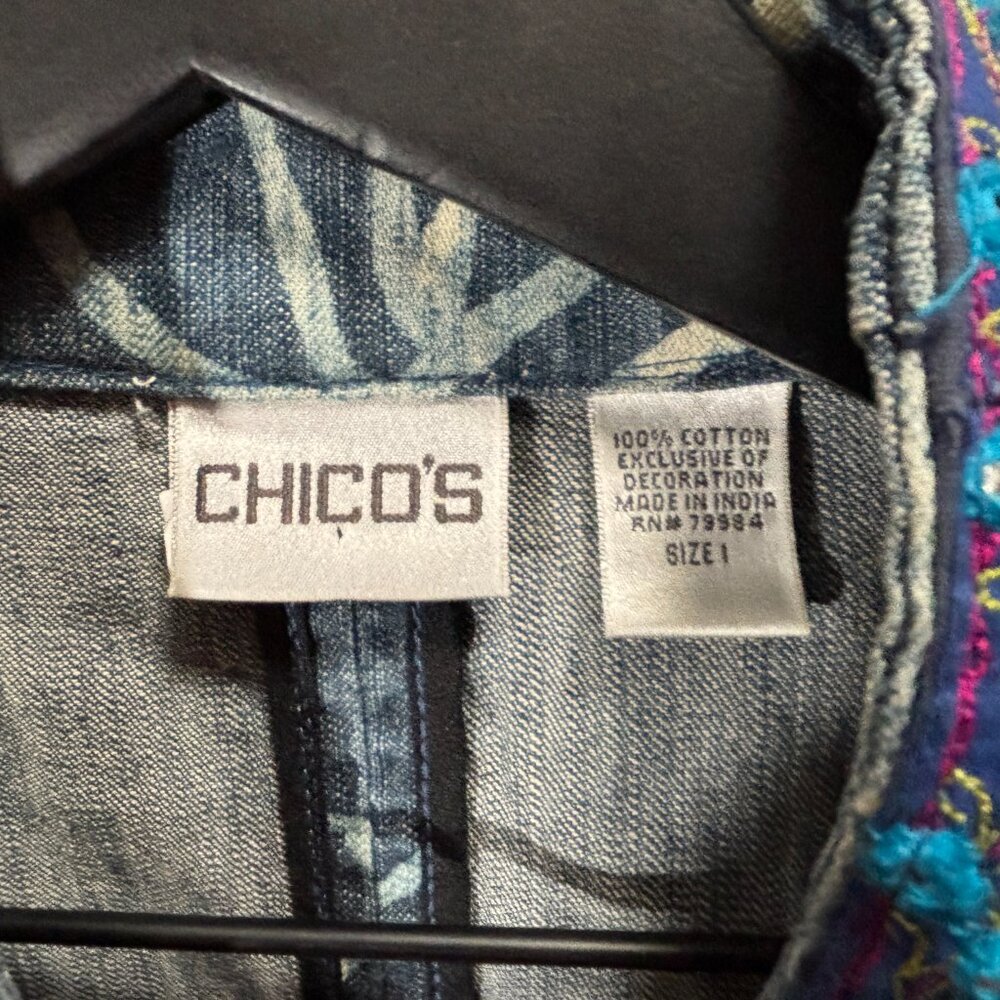 Chico’s Artisan Tapestry Trim Denim Jacket Etched Floral Blue Size L - Picture 8 of 9